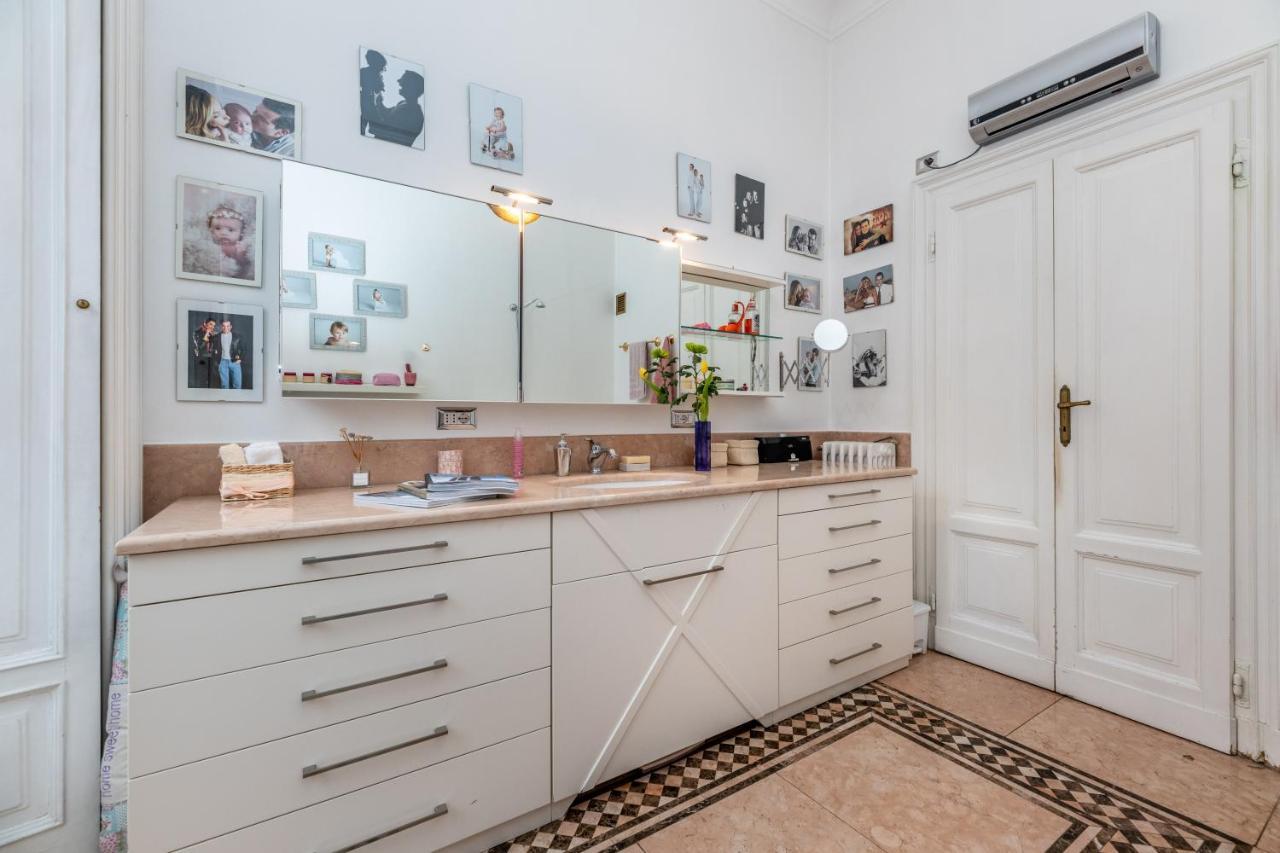Very In Cadorna Station Area! Excellent If Arrive From Malpensa Airport Appartamento *